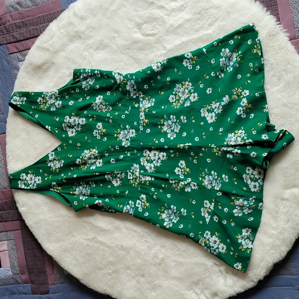 LOFT Green Floral Print Spring Summer Bohemian Hippie Chic Romper Size 4